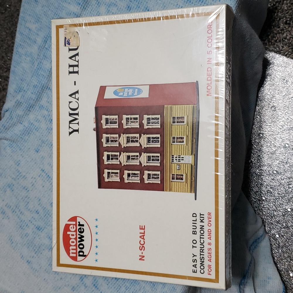 N Scale Vintage Model Power No. 1533 YMCA Building Kit
